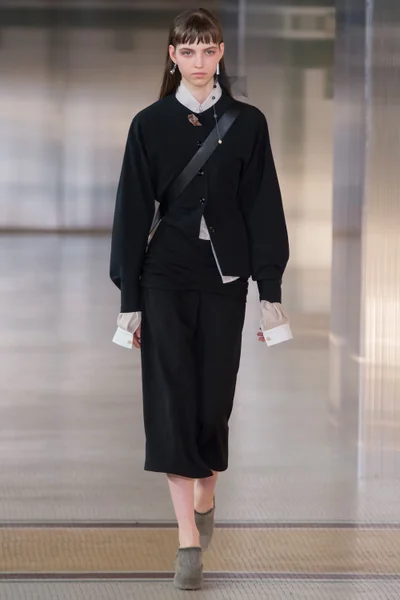 Look 2